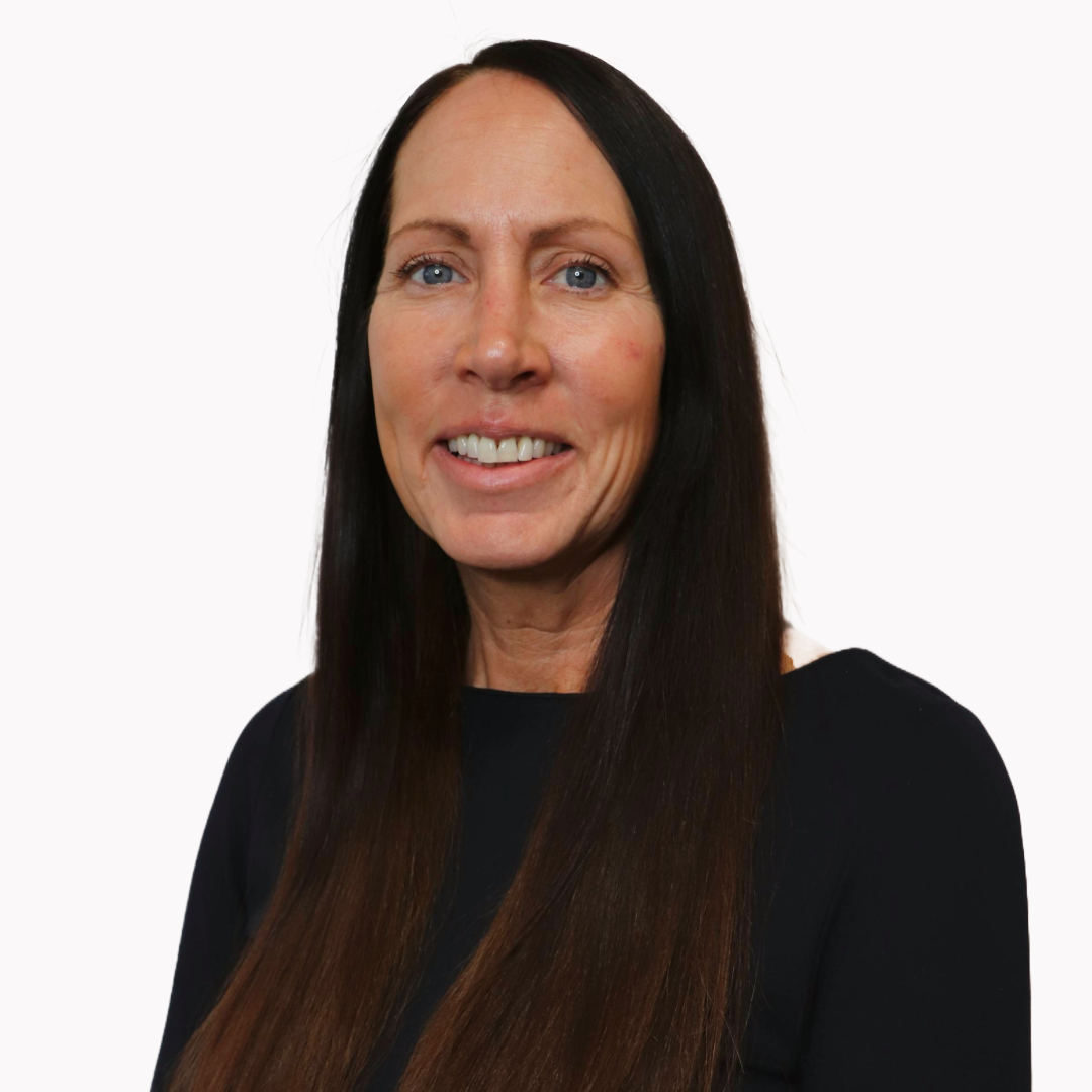di-1 woman smiling